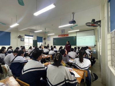 CHUYÊN ĐỀ NGỮ VĂN 9: HƯỚNG DẪN HỌC SINH  TRẢ LỜI CÂU HỎI ĐỌC HIỂU TRUYỆN TRONG ÔN THI VÀO LỚP 10