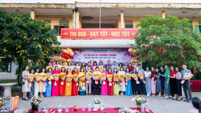 KHI PHƯỢNG HỒNG THẮP LỬA – MÙA TRI ÂN CẬP BẾN TRƯỞNG THÀNH – KHI TÔI 15