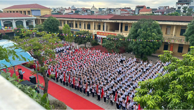 RỘN RÀNG TIẾNG TRỐNG KHAI TRƯỜNG THẦY VÀ TRÒ TRƯỜNG THCS PHÚ LƯƠNG HÂN HOAN BƯỚC VÀO NĂM HỌC MỚI 2026 – 2027